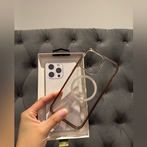 IPHONE 15/14 PRO MAX CLEAR TUFF CASE - Picture 2 of 8